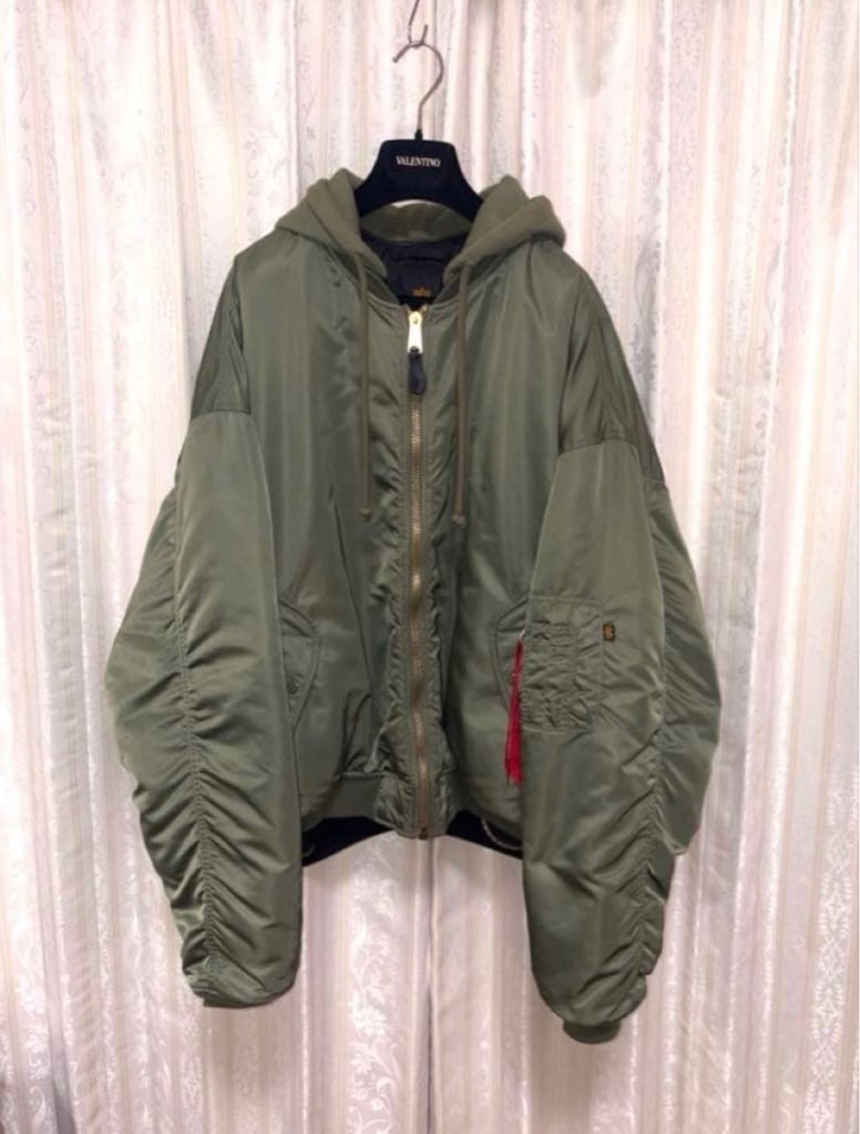 フライトジャケット VETEMENTS 17AW ALPHA MA-1 Olive Black VETEMENTS 17AW ALPHA MA-1 Olive Black - ARCHIVESTOCK