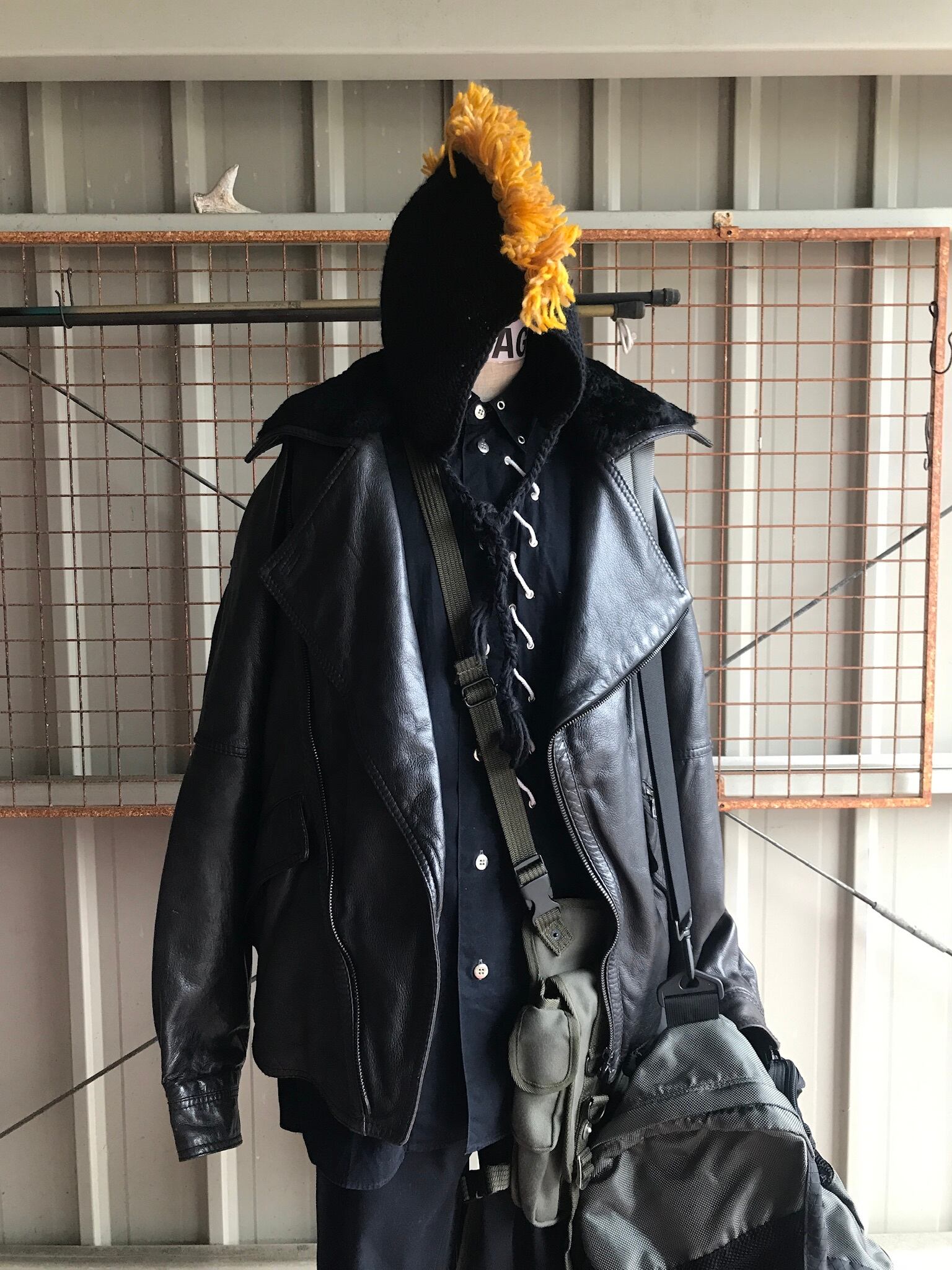 クロード・モンタナMaitana 写真集 クロード・モンタナMaitana 写真集 Amazon.co.jp: キタニタツヤ