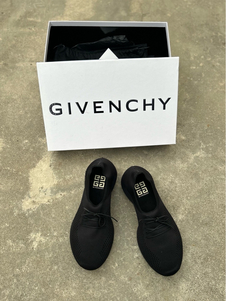 GIVENCHY tk360 22ss - ARCHIVESTOCK