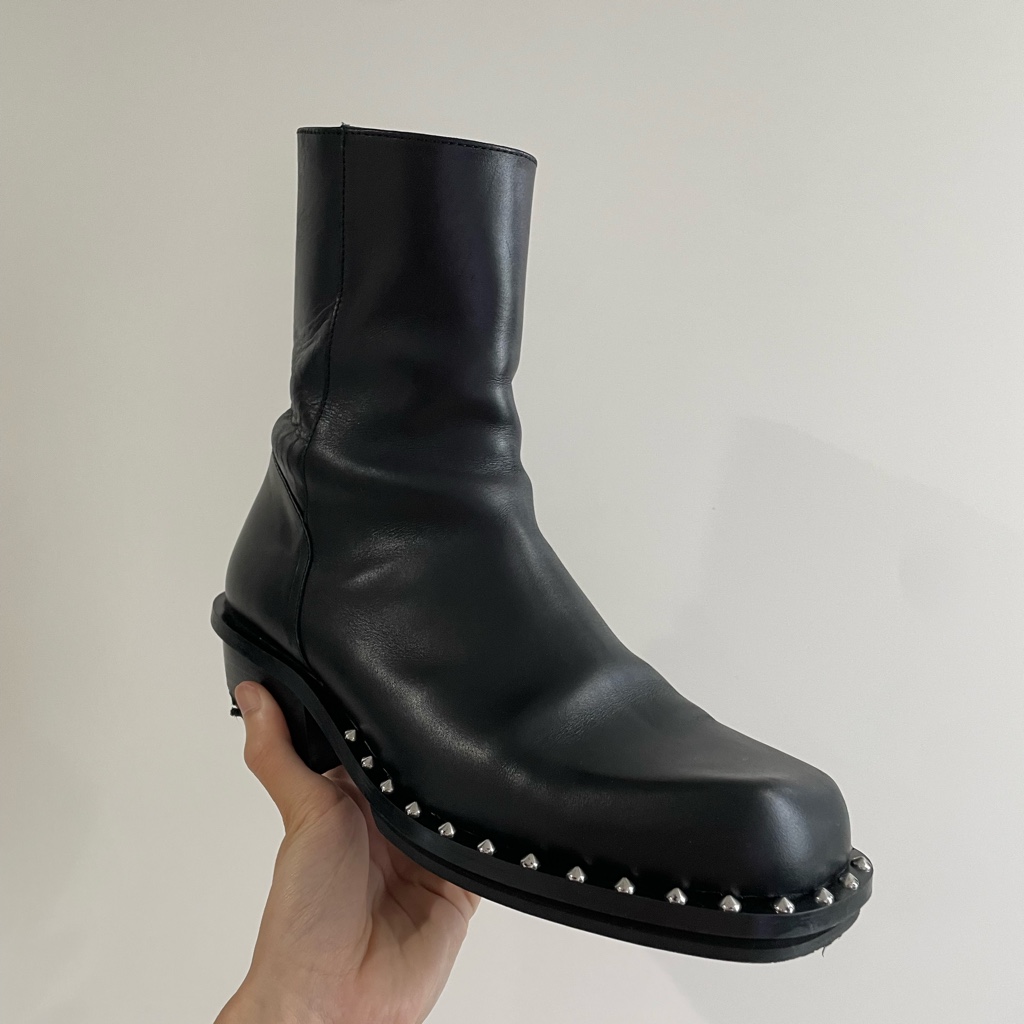 靴 JORDAN LUCA leather studs mule 41 JORDAN LUCA leather studs mule 41 - メルカリ