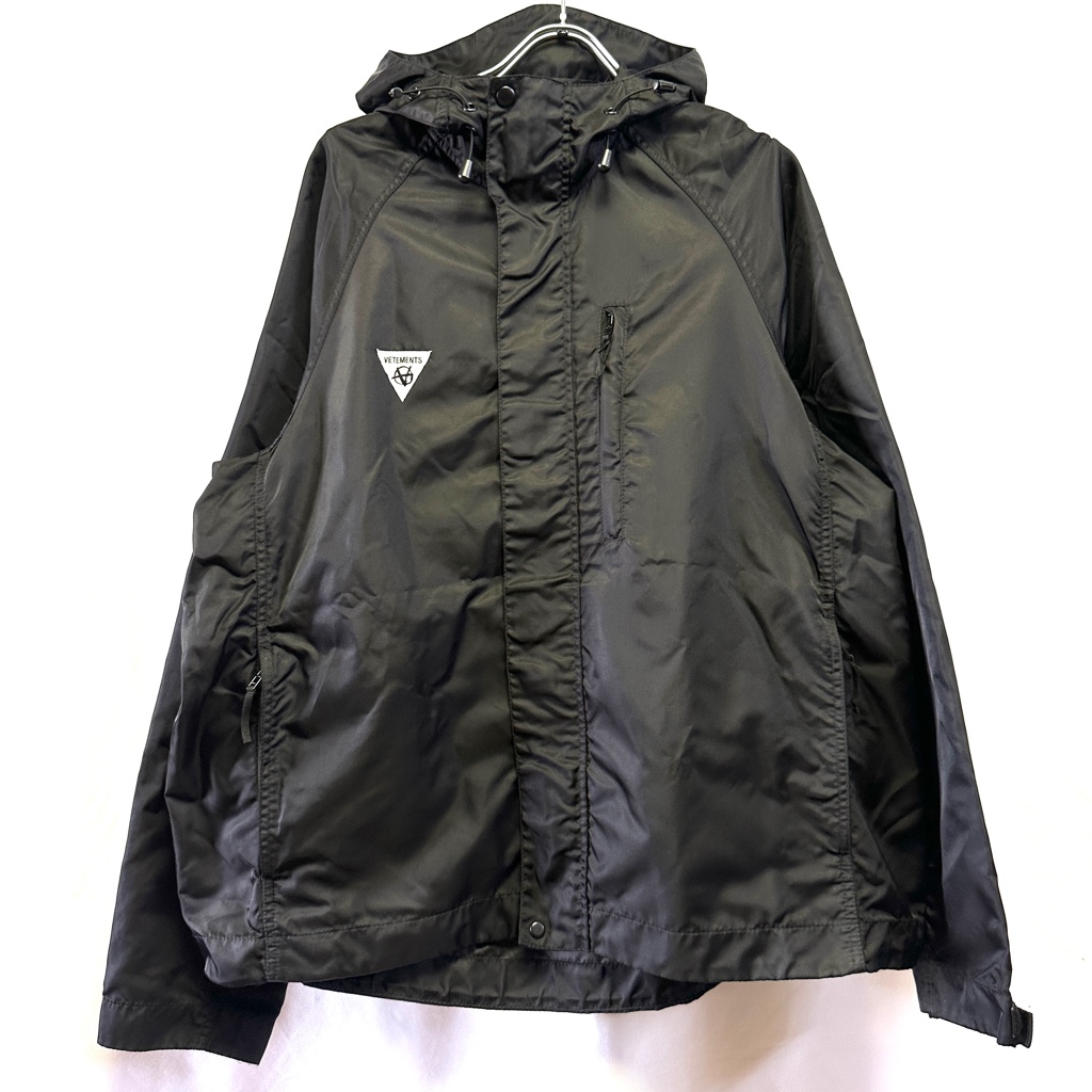 希少◇VETEMENTS ヴェトモン ナイロンジャケット FW20 ウエストバッグ