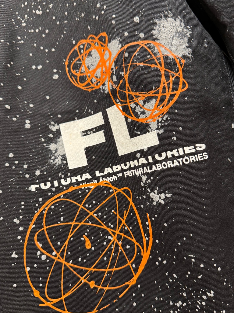 希少】off white futura コラボ グラフィティペイントパンツ