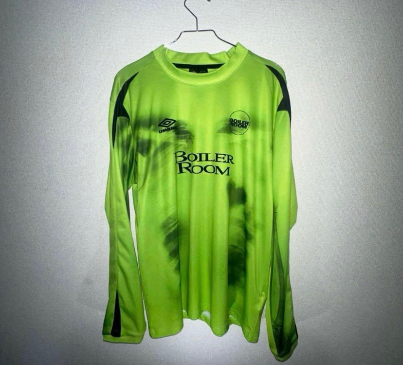 boiler room × umbro ボイラールーム アンブロ Lサイズ