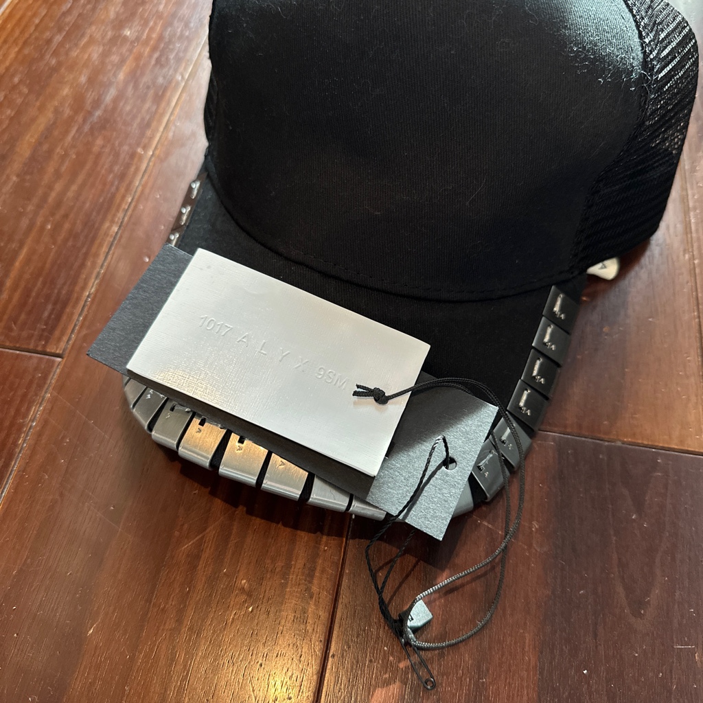 Alyx MULTI-LIGHTERCAP TRUCKER CAP
