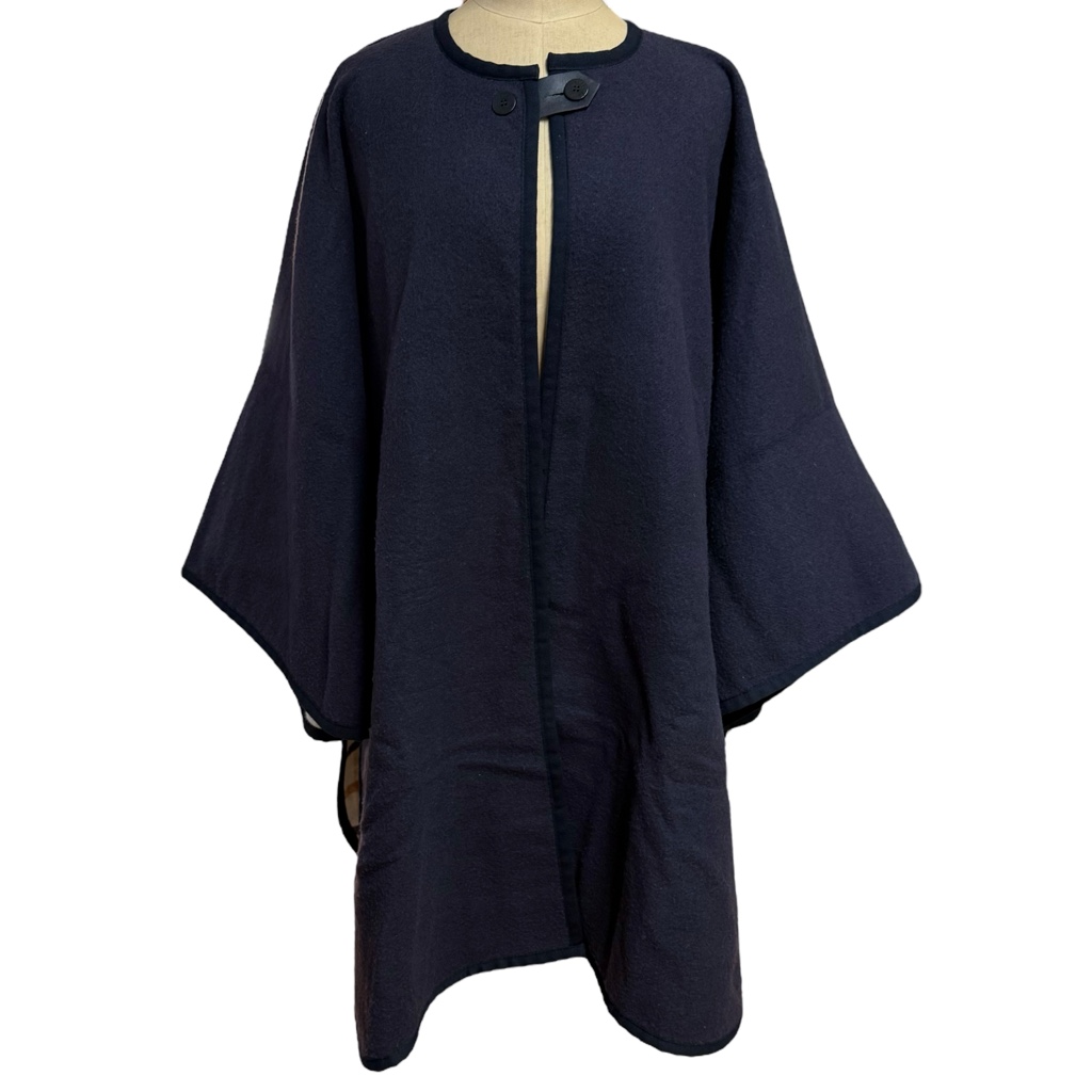 エルメス カマイユ リバーシブル ポンチョ コート