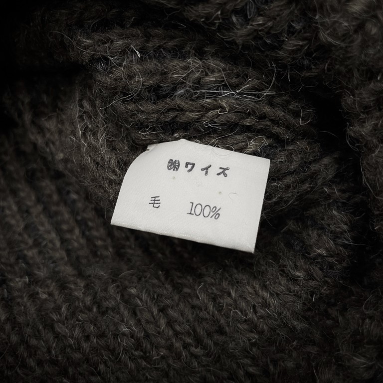 Yohji Yamamoto - UN3D. アシンメトリーニット Yohji Yamamoto Pour Homme AW2004 Ultraman Cardigan