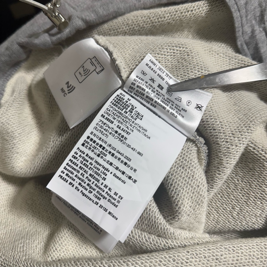 25ss miumiu 伊勢丹popup限定 フリース - ARCHIVESTOCK