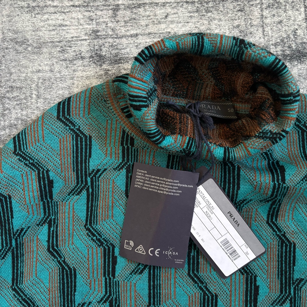 PRADA 21aw タートルネック ニット 新品 名作 - ARCHIVESTOCK