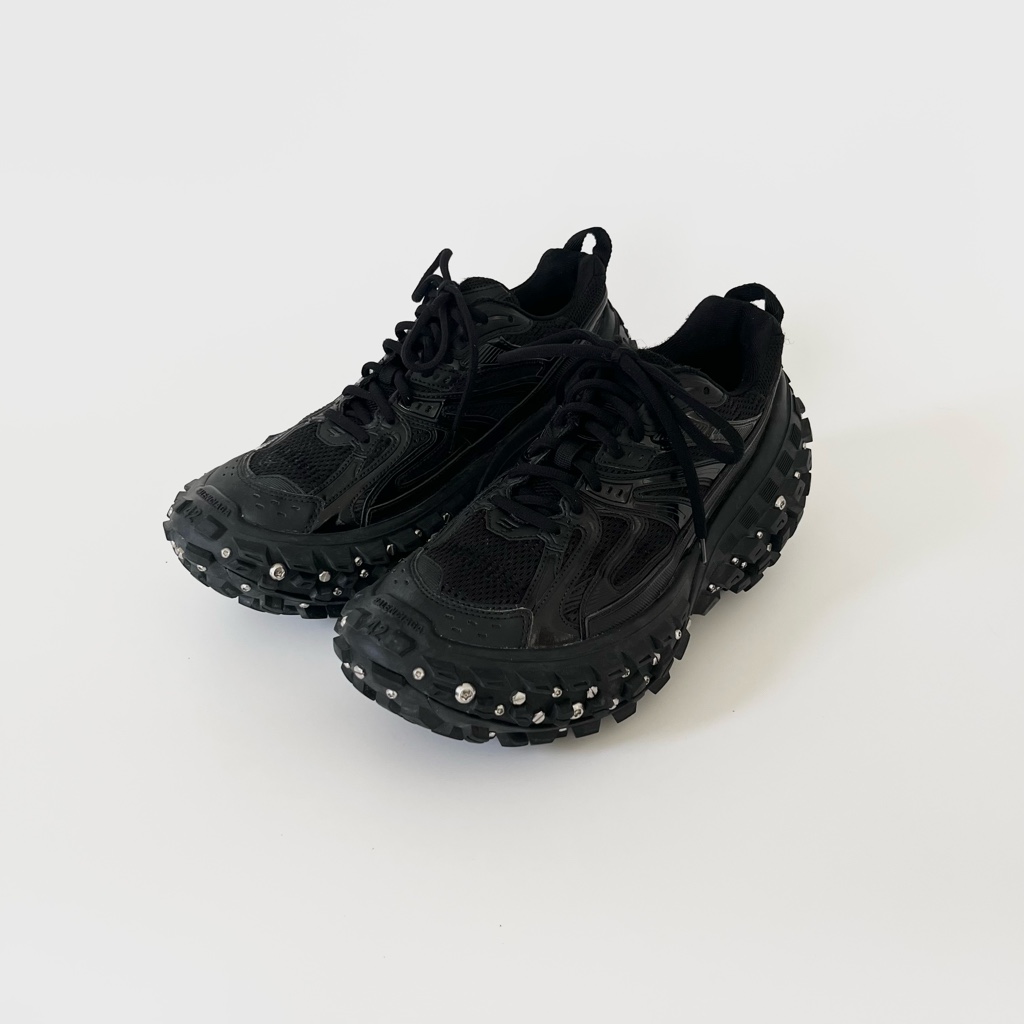 SOLD OUT】Balenciaga Defender Bouncer Screw Sneaker 42 SOLD OUT】Balenciaga Defender Bouncer Screw Sneaker 42