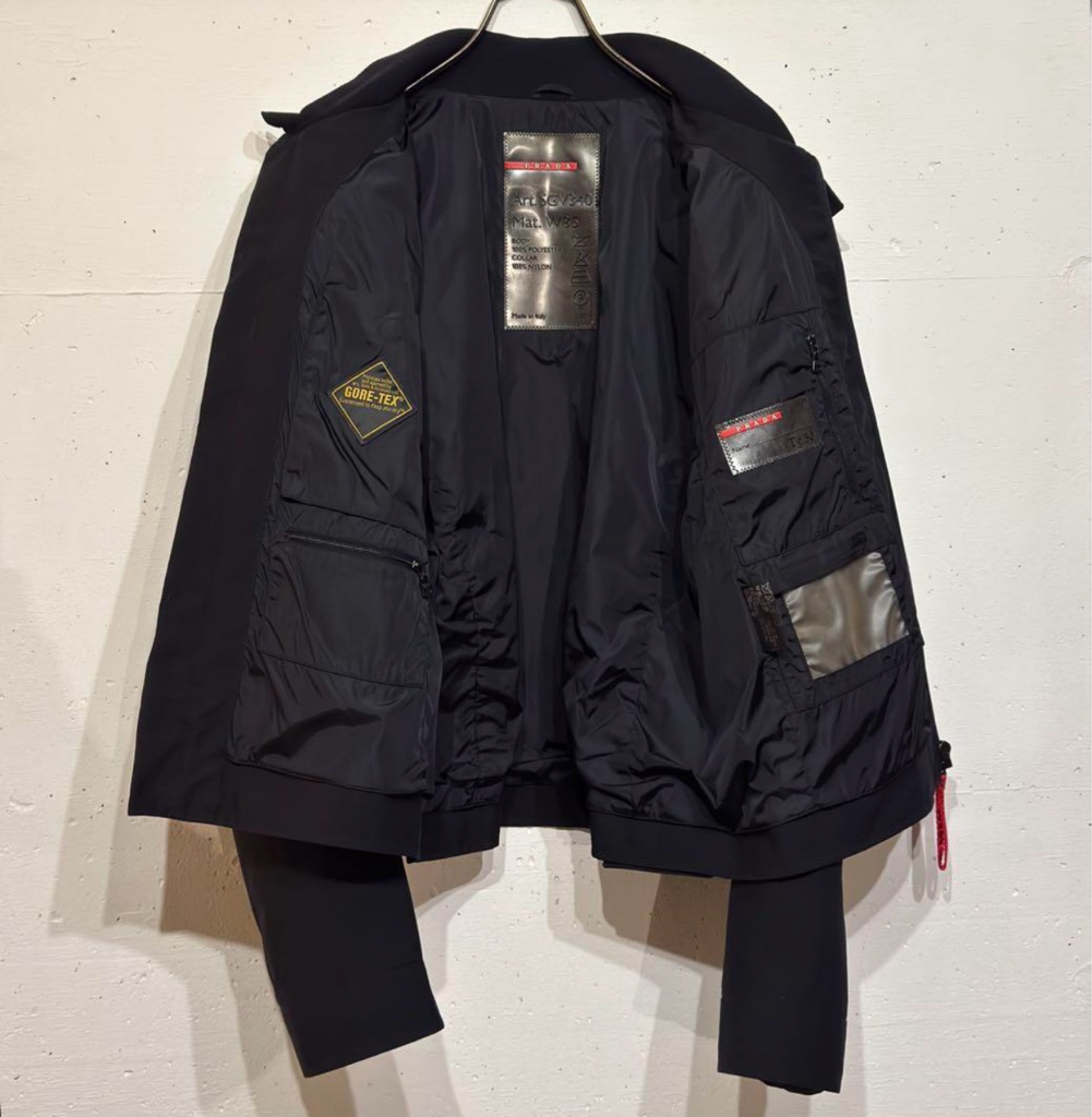 もらって 嬉しい お歳暮 ランキング ブルゾン GORE-TEX SPORT PRADA ジャケット アーカイブ 50 ジャケット・アウター
