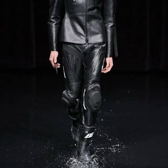 CFFEE09F-D818-4C72-B612-