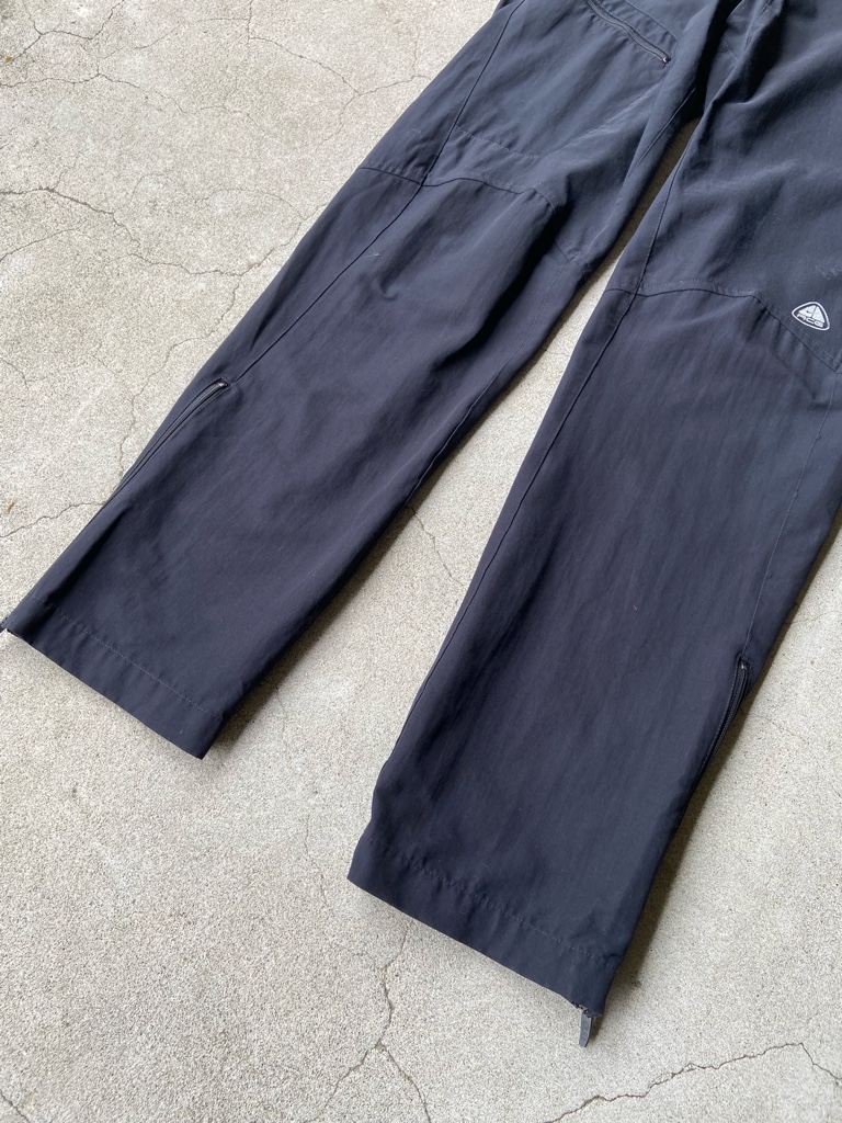 パンツ archive 00s nike acg gimmick nylon pants archive 00s nike acg gimmick nylon pants - メルカリ