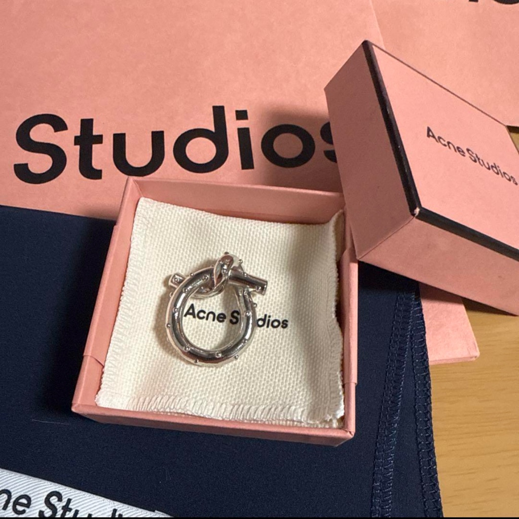 Acne Studios ノットデザイン シルバープラス リング BF0C4841-2D6B-4A8F-A2AE-