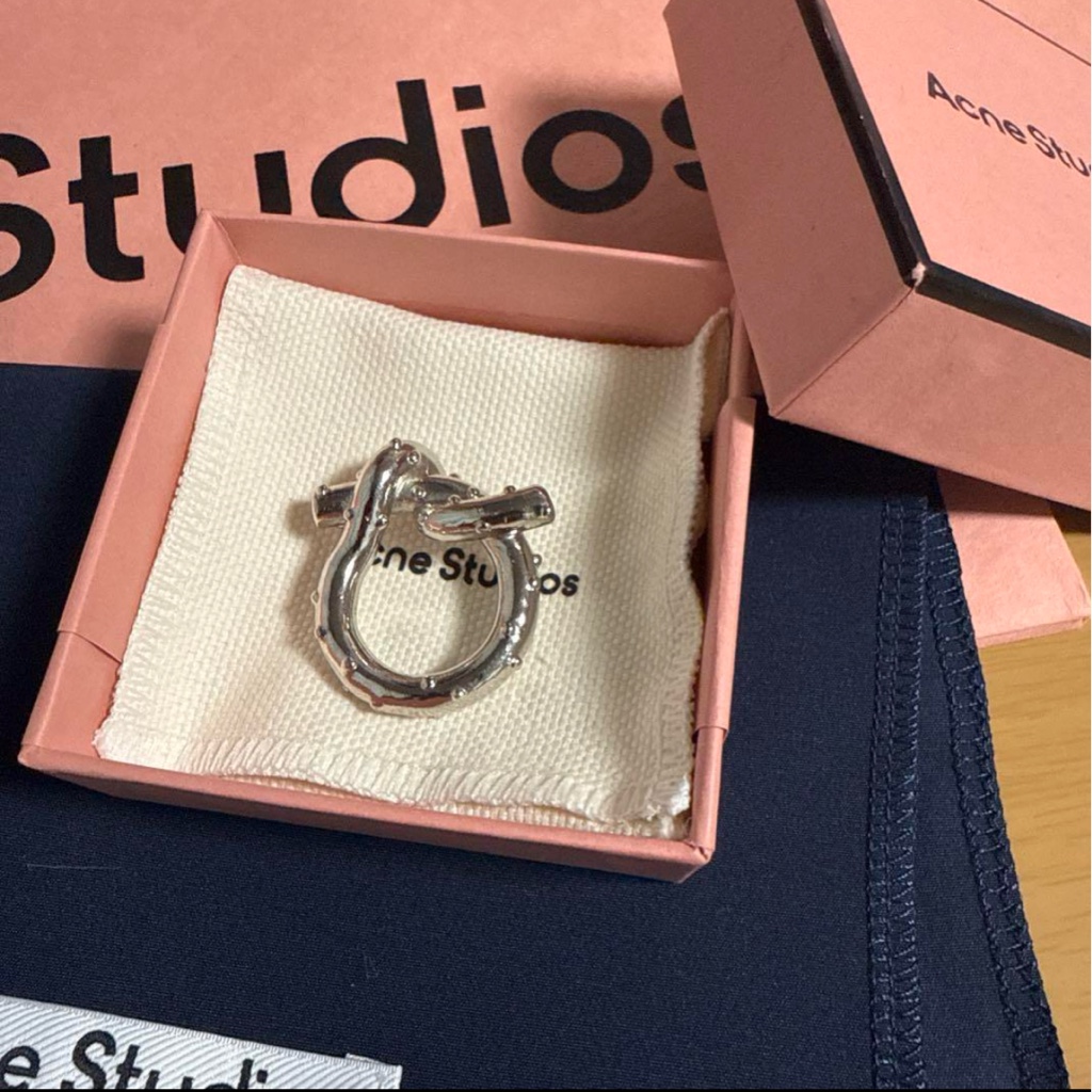Acne Studios ノットデザイン シルバープラス リング - ARCHIVESTOCK