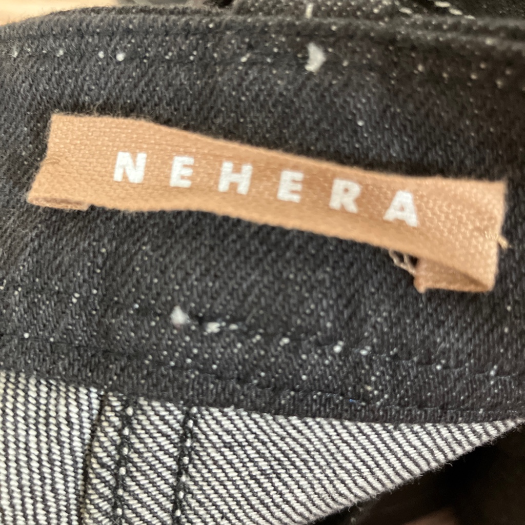 新品未使用※NEHERAネヘラ　パンツ　クロップド　ブラックデニム　34 新品未使用※NEHERAネヘラ パンツ クロップド ブラックデニム 34