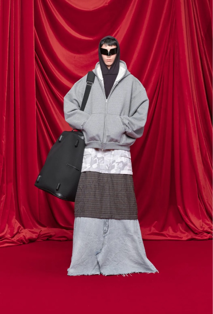 【BALENCIAGA】シルクブレンドミディスカート バレンシアガ(BALENCIAGA)バレンシアガ スカート スカート 衣料
