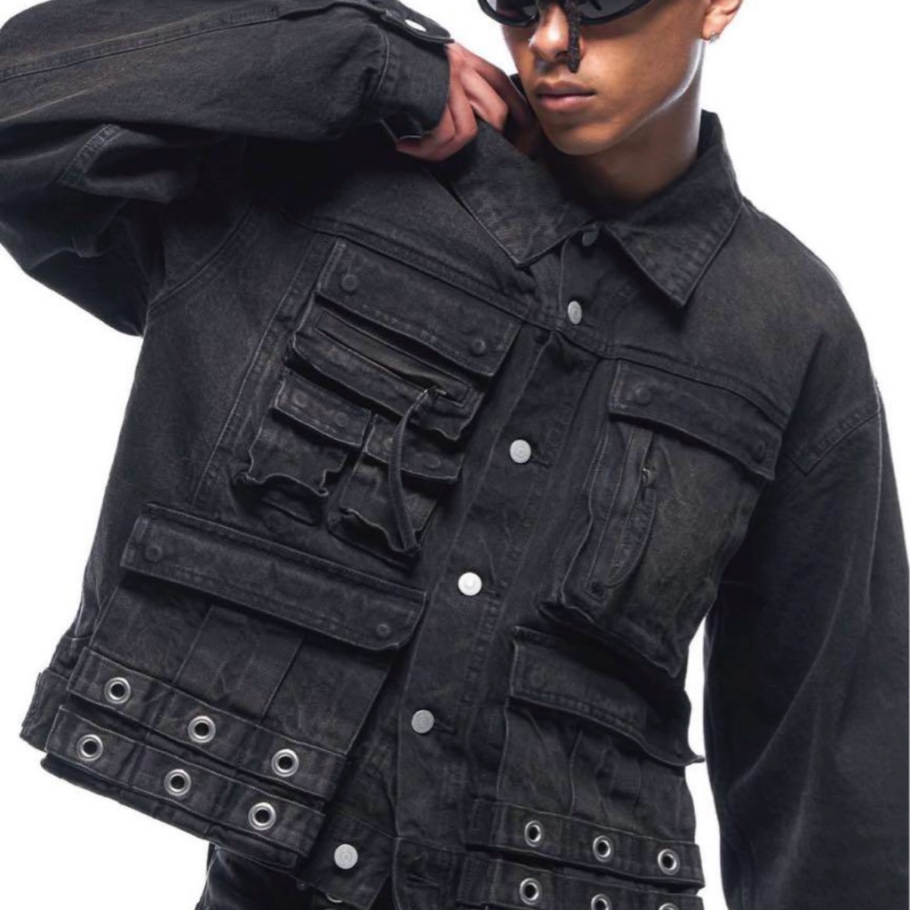IVE ユジン着用 BADHOP BREATH デニムジャケット ブラック IVE アンユジン 着用 BADHOP BREATH デニムジャケット ブラック