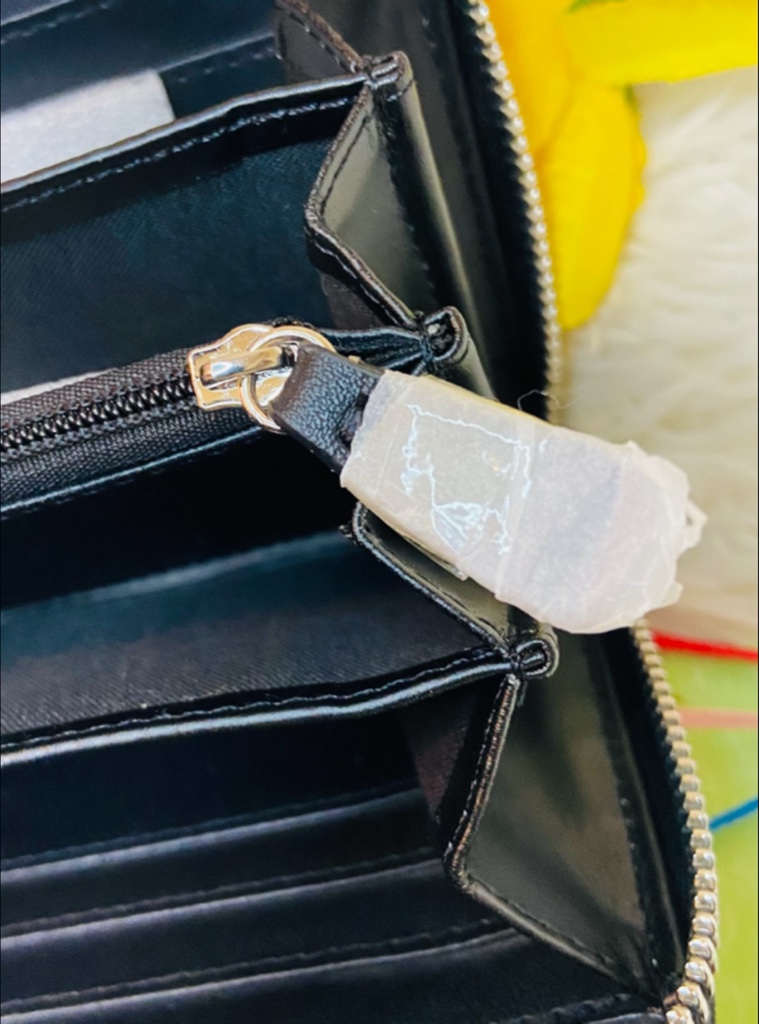 新品タグ付✨MSGM✨エムエスジーエム✨長財布✨ホログラム✨オーロラ