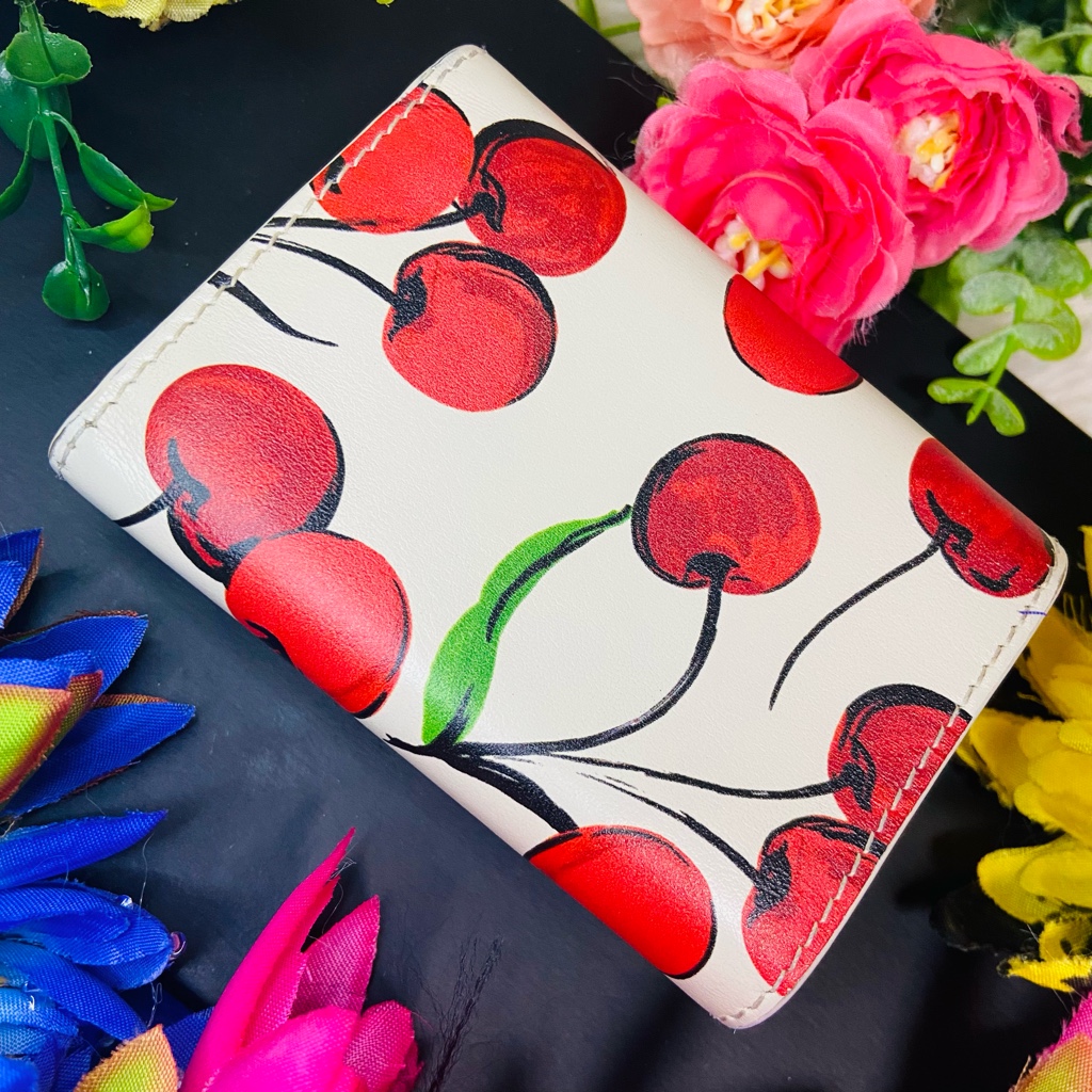 チェリー✨SAINT LAURENT PARIS✨サンローラン✨財布✨本革レザー 本革✨SAINT LAURENT PARIS✨サンローラン✨チェリー✨財布