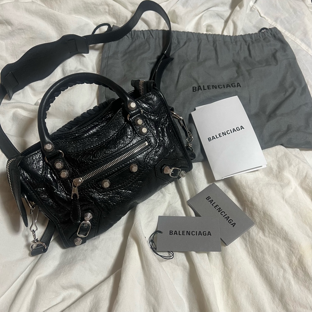BALENCIAGA ブラック ミニショルダーバッグ 楽天市場】バレンシアガ BALENCIAGA ショルダーバッグ ボディ