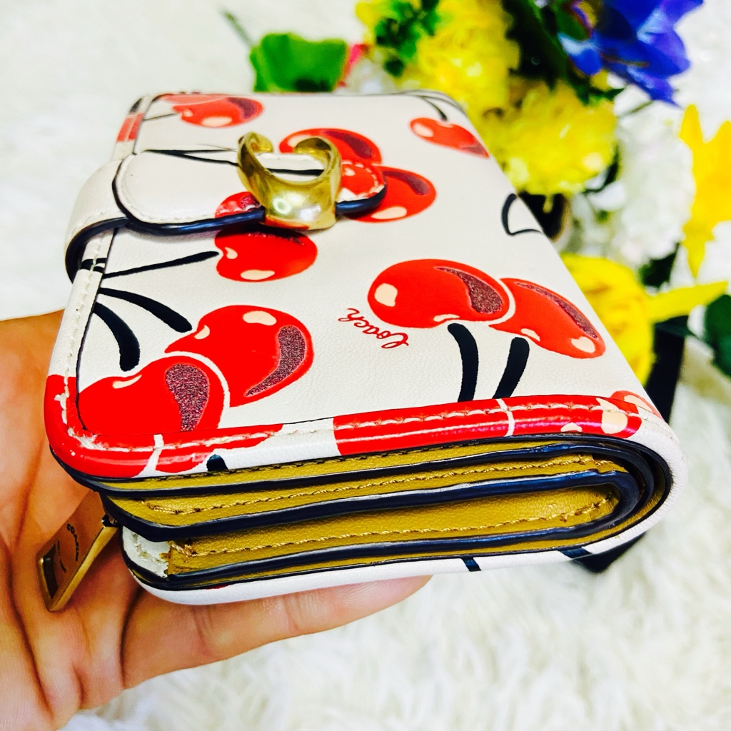 ☆COACH☆高級レザーコーチ タビー ミディアム ウォレット 二つ折り