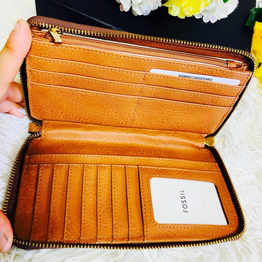 新品✨FOSSIL✨フォッシル✨財布✨ラウンドファスナー✨パッチワーク✨マルチ 新品✨FOSSIL✨フォッシル✨財布✨ラウンドファスナー✨パッチ
