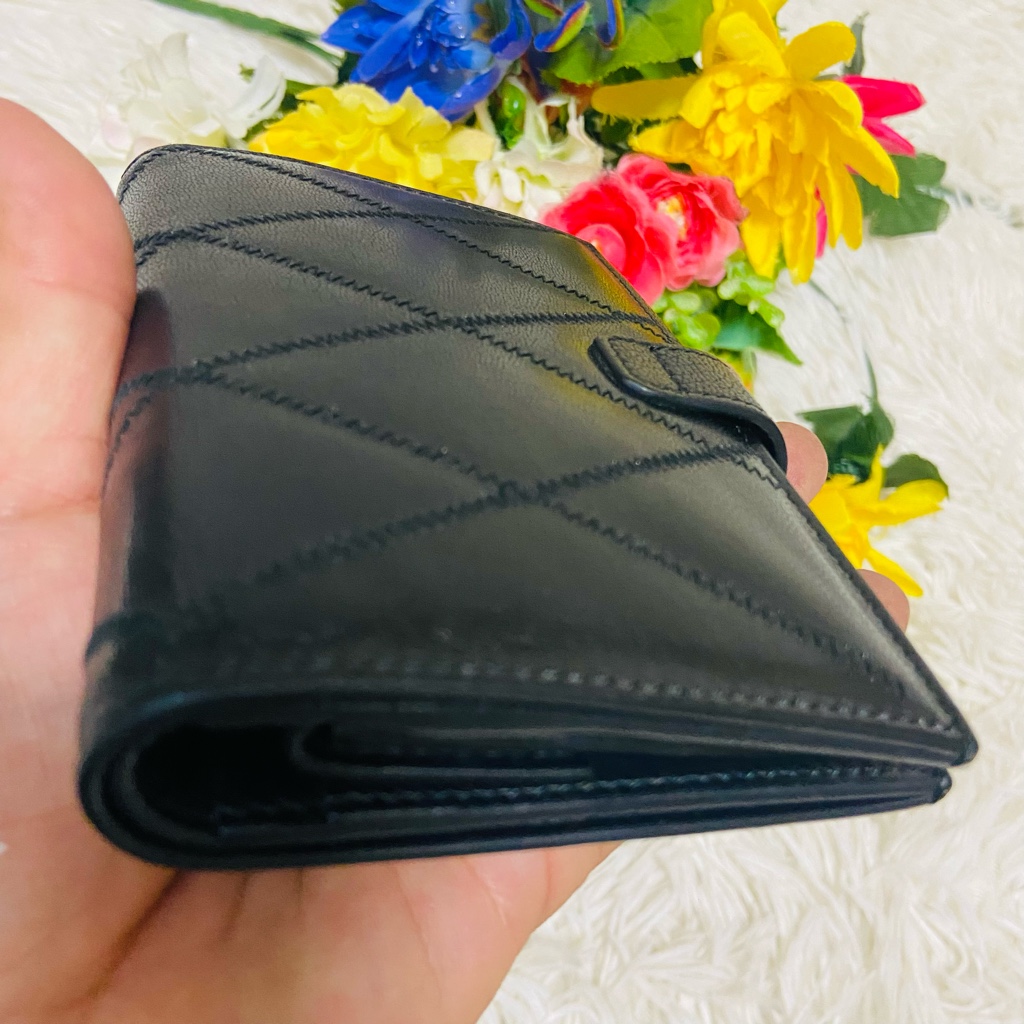 【激安】半額以下- 50%OFFの安い通販 現行品✨GIVENCHY✨ジバンシー✨ダイヤモンド✨財布✨キルト 小物