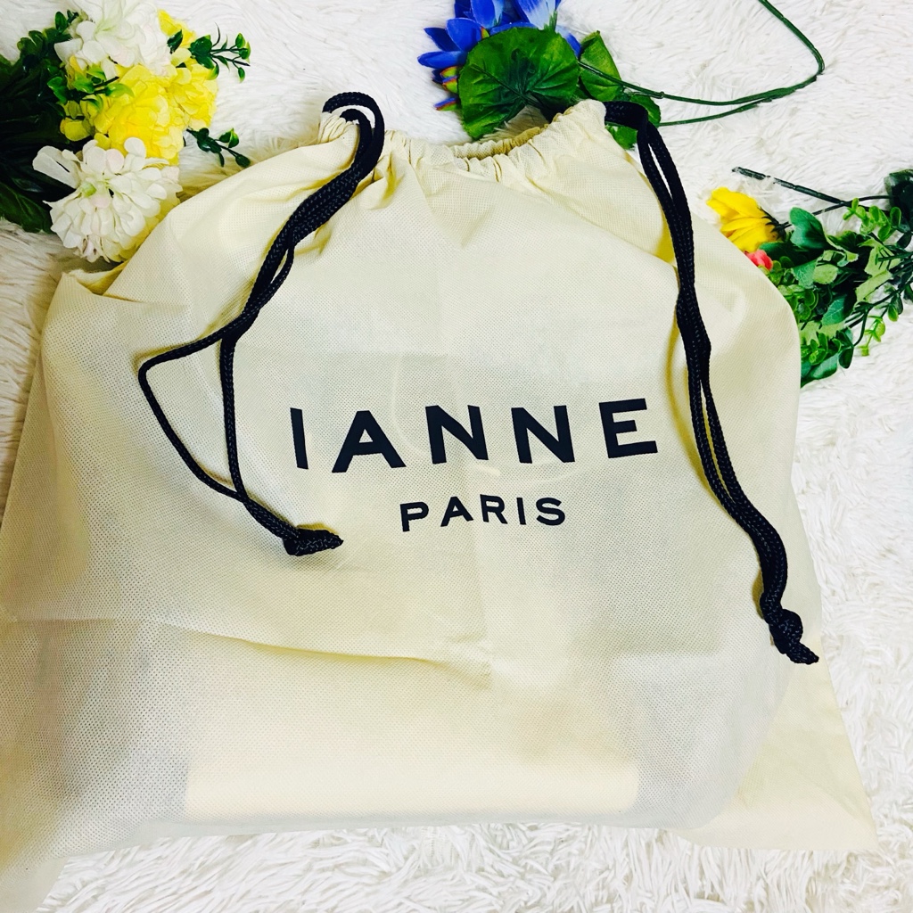 本革✨ IANNE✨イアンヌ✨ハンドバッグ✨ショルダーバッグ 本革✨ IANNE✨イアンヌ✨ハンドバッグ✨ショルダーバッグ