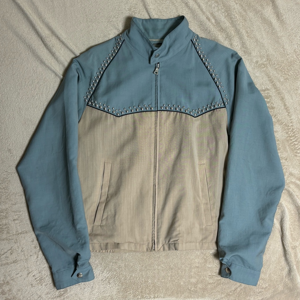 希少 PRADA レザー ブルゾン 48 PRADA 12ss スタッズブルゾン 48 - ARCHIVESTOCK