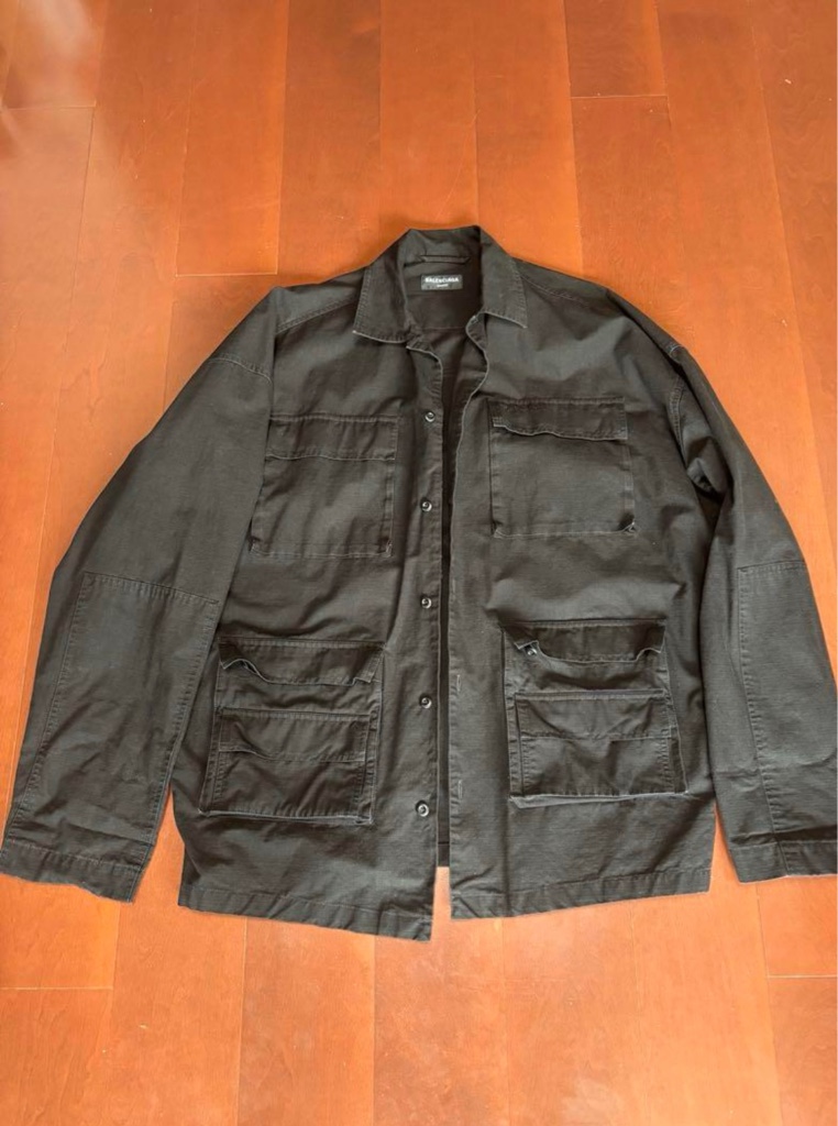 BALENCIAGA ブラックマルチポケットカーゴジャケット - ARCHIVESTOCK