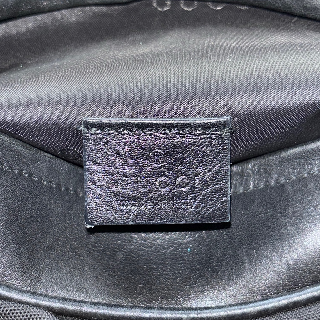 GUCCI 00s トムフォード期 レザー ボディバッグ - ARCHIVESTOCK