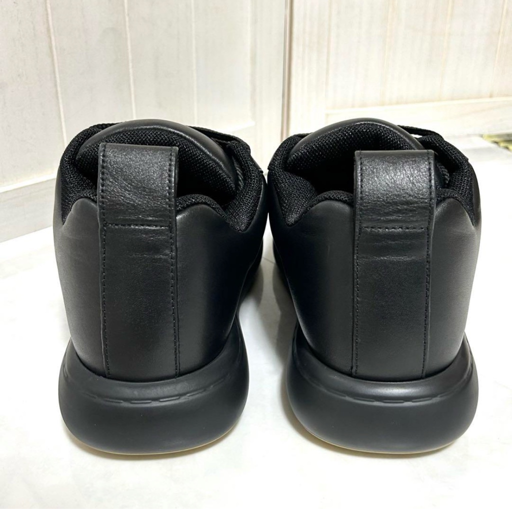 極美品 BOTTEGA VENETA ボッテガヴェネタ ピロースニーカー 41
