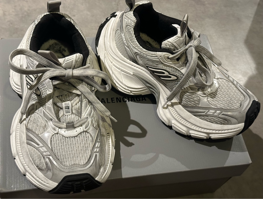 BALENCIAGA 10XL 40サイズ ホワイト - ARCHIVESTOCK