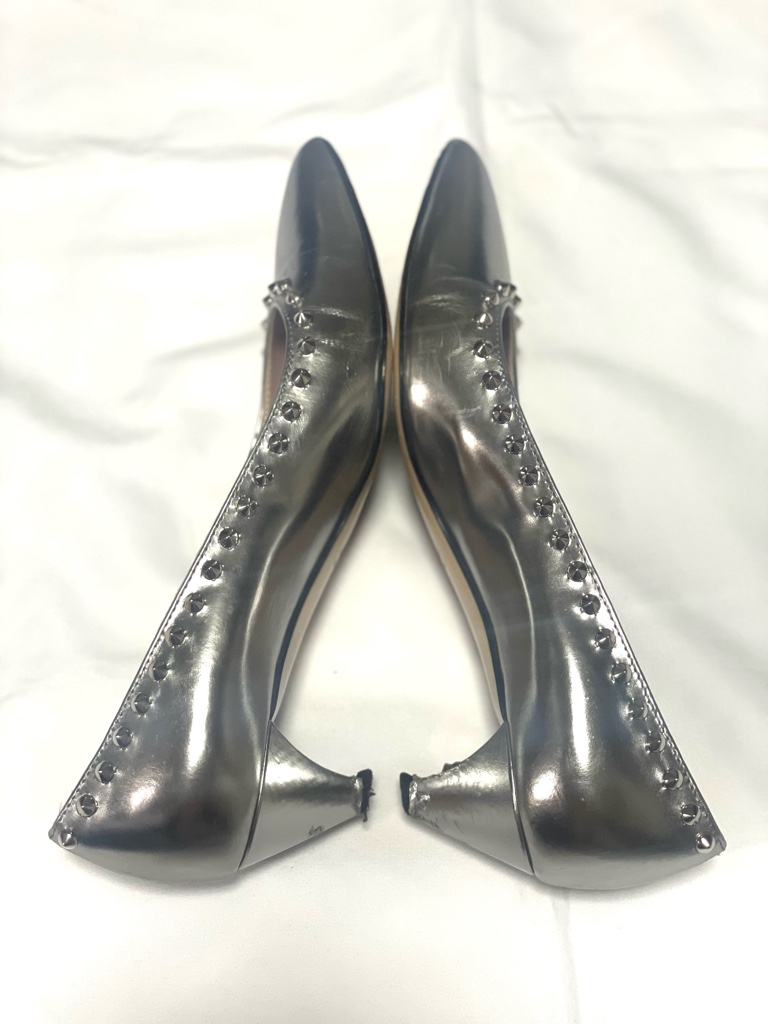 【miumiu】vintage スタッズシルバーパンプス miumiu】vintage スタッズシルバーパンプス
