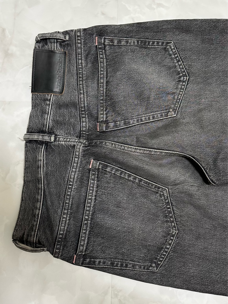 acne studios 1989 ルーズフィットジーンズ Acne Studios 1989 ルーズフィットジーンズ - ARCHIVESTOCK