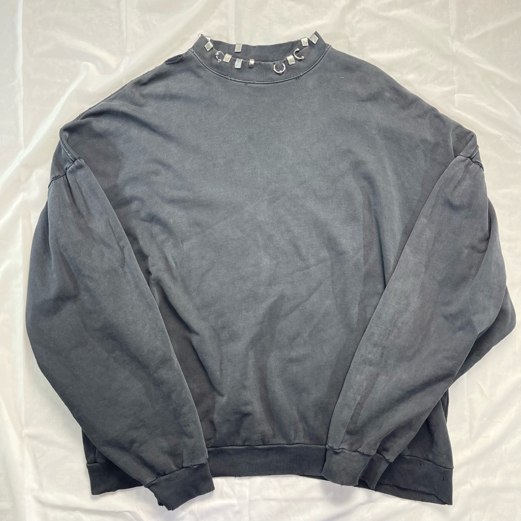 BALENCIAGA 23AW PIERCED ROUND スウェット ピアス