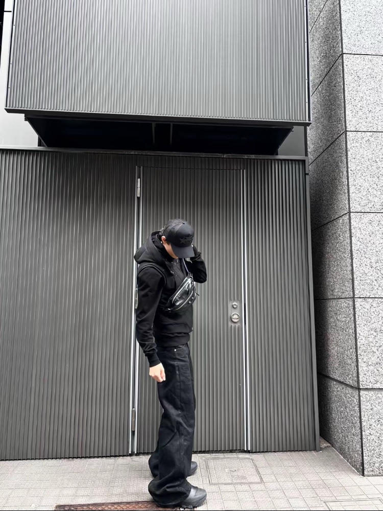 パンツ VIH20A loose fit oil coating denim パンツ VIH20A loose fit