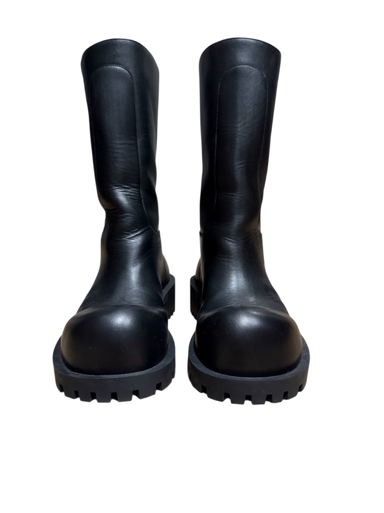 靴 BALENCIAGA Hummer boots size42 Balenciaga Hummer lace-up booties for Men - Black in UAE | Level Shoes