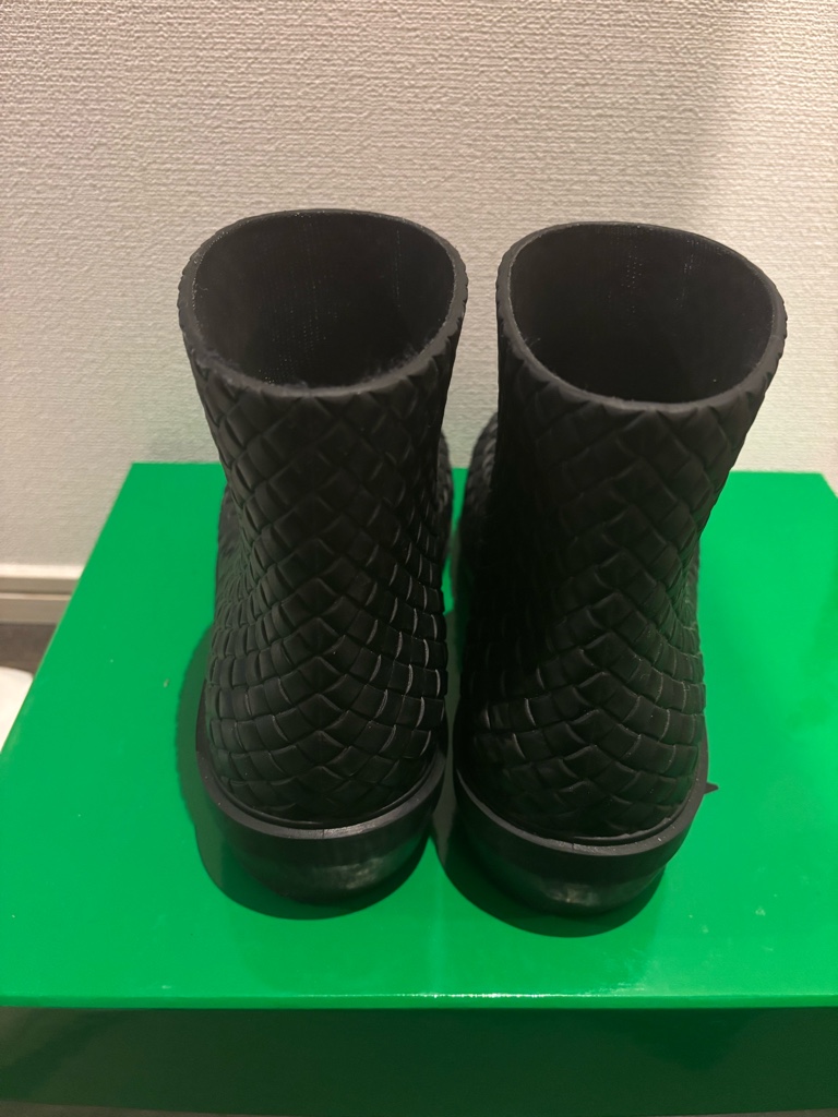 新品未使用 ボッテガヴェネタ ファイヤーマンブーツ イントレチャート