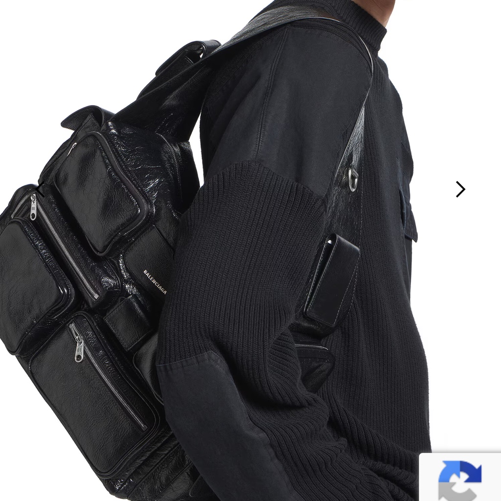 チ*ト様 【早い者勝ち】BALENCIAGA Superbusy ラージスリング Superbusy ラージ スリングバッグ で ブラック | Balenciaga JP