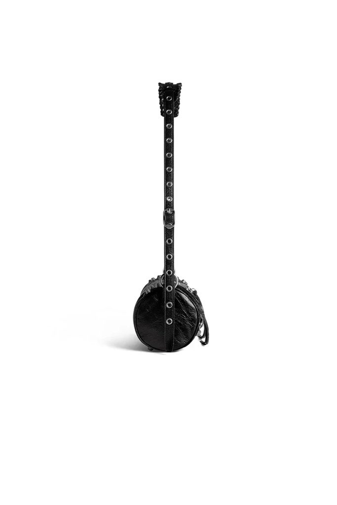 7月まで出品　美品BALENCIAGA le cagole シリンダーバック 7月まで出品 美品BALENCIAGA le cagole シリンダーバック - メルカリ