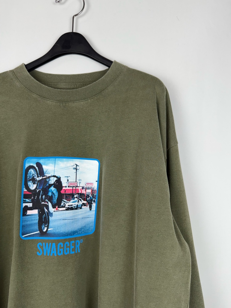 トップス SWAGGER 23AW OVERSIZED L/S T-SHIRT SWAGGER 23AW OVERSIZED L/S T-SHIRT - ARCHIVESTOCK