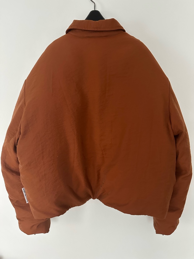 Acne studios 23fw クリンクル ダウンジャケット オレンジ Acne studios 23fw クリンクル ダウンジャケット オレンジ