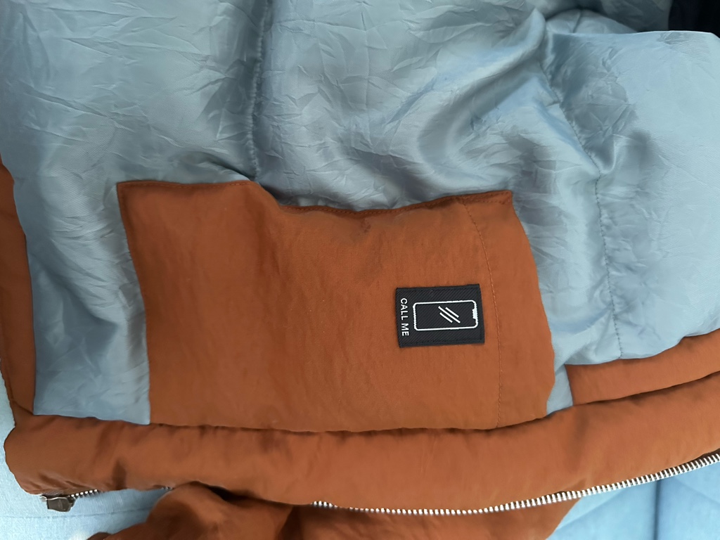 Acne studios 23fw クリンクル ダウンジャケット オレンジ Acne studios 23fw クリンクル ダウンジャケット オレンジ