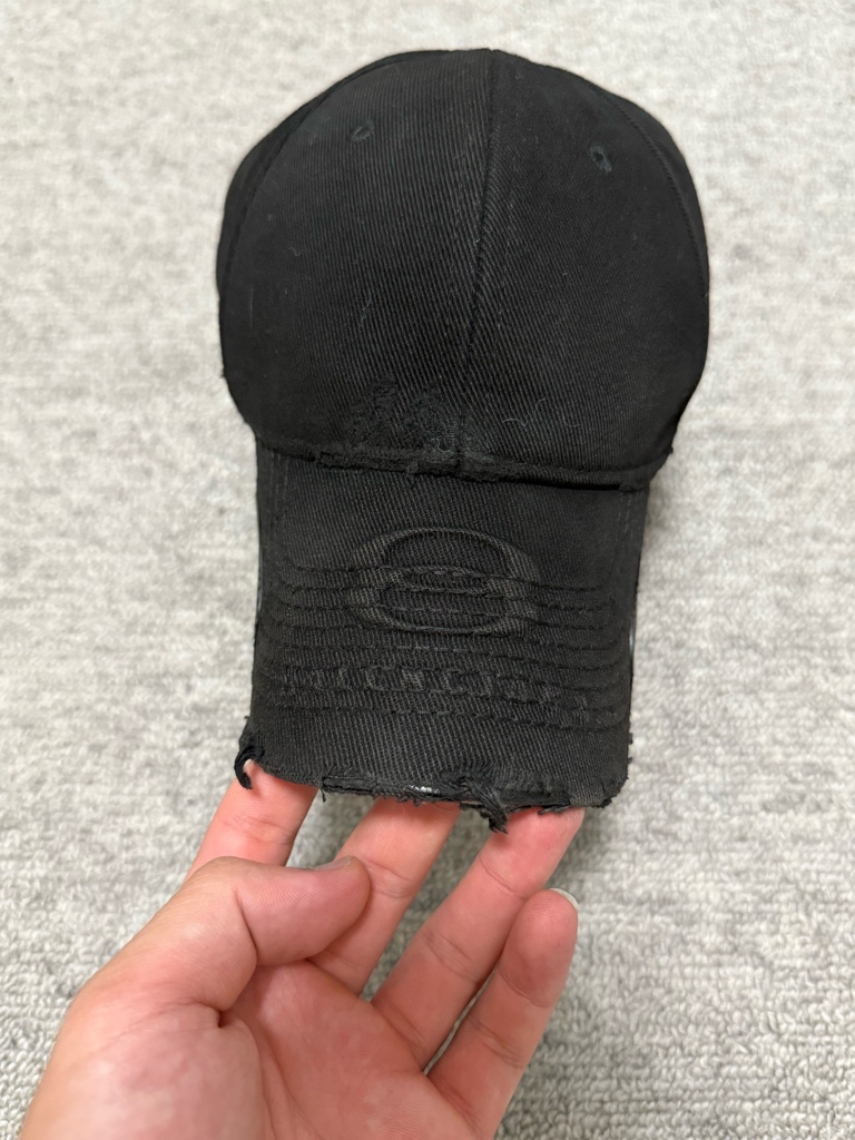 激レア Balenciaga summer 24 キャップ 激レア Balenciaga summer 24 ロゴキャップ - ARCHIVESTOCK