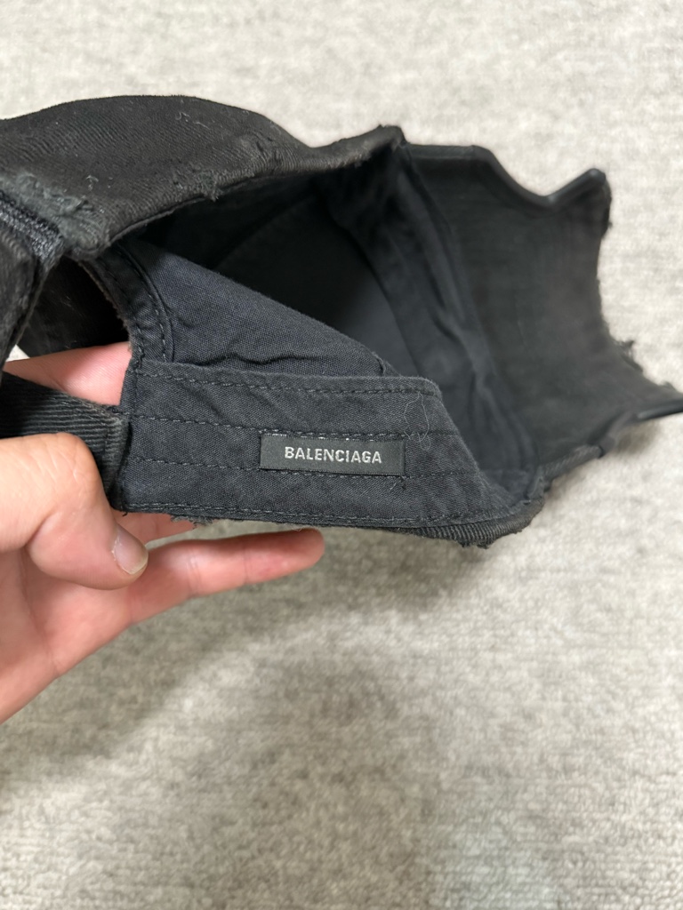激レア Balenciaga summer 24 キャップ 激レア Balenciaga summer 24 ロゴキャップ - ARCHIVESTOCK