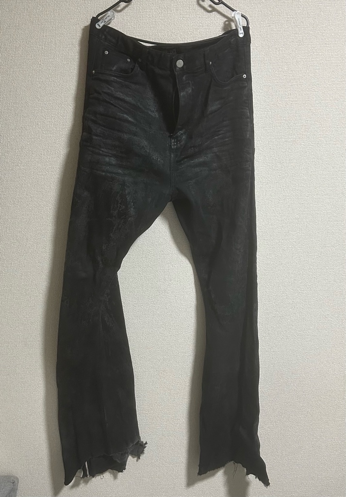 パンツ EMOSTANCECLUB FLARE JEANS EMOSTANCECLUB】LEATHER PATCHED BIKER FLARE JEAN