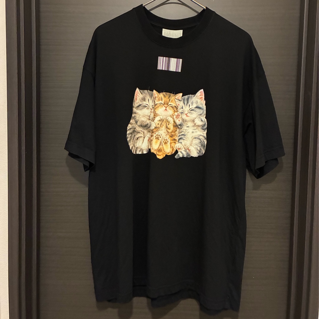 【VETEMENTS VTMNTS】cute cat Tシャツ 中古・古着通販】VTMNTS (ブイティーエムエヌティーエス) CUTE CAT T