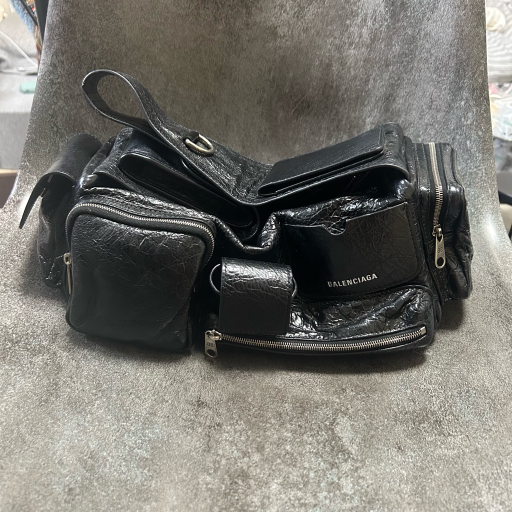 BALENCIAGA superbusy sサイズ - ARCHIVESTOCK