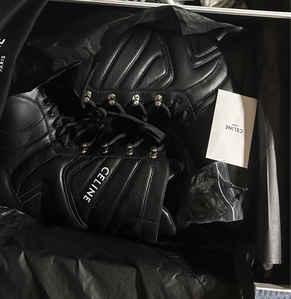 CELINE WINTER SNOW BOOTS 41 liltecca着用 CELINE WINTER SNOW BOOTS 41 liltecca着用 - メルカリ